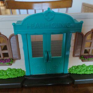 Li'l Woodzeez Health Clinic Store Front